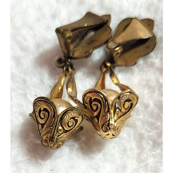 Toledoware Vintage Dangle Clip On Earrings Drop Pearl Goldtone Spain Flamenco - Picture 5 of 11